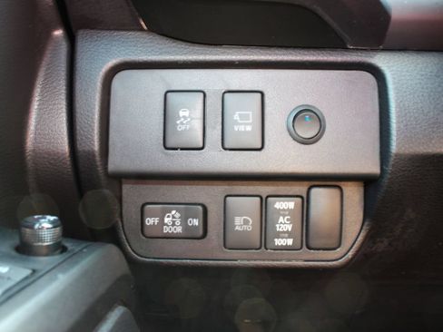 Used 2023 Toyota Tacoma TRD Sport w/ TRD Premium Sport Package AWD/4WD image 12