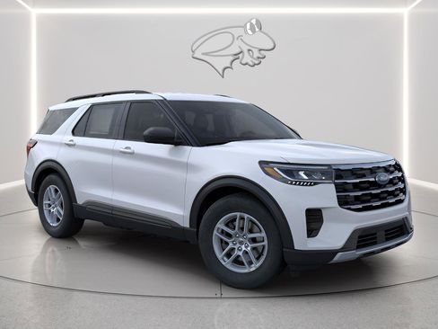 New 2026 Ford Explorer Active image 7