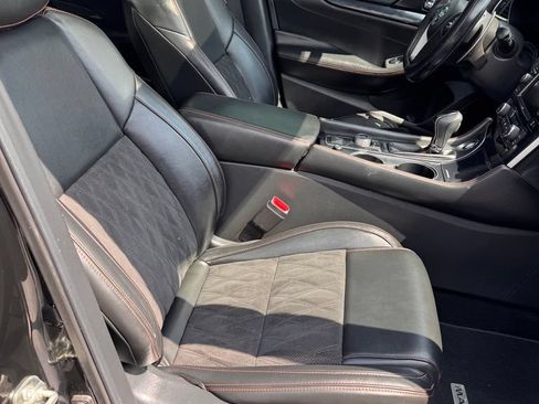 Used 2019 Nissan Maxima SR w/ Premium Package FWD image 12