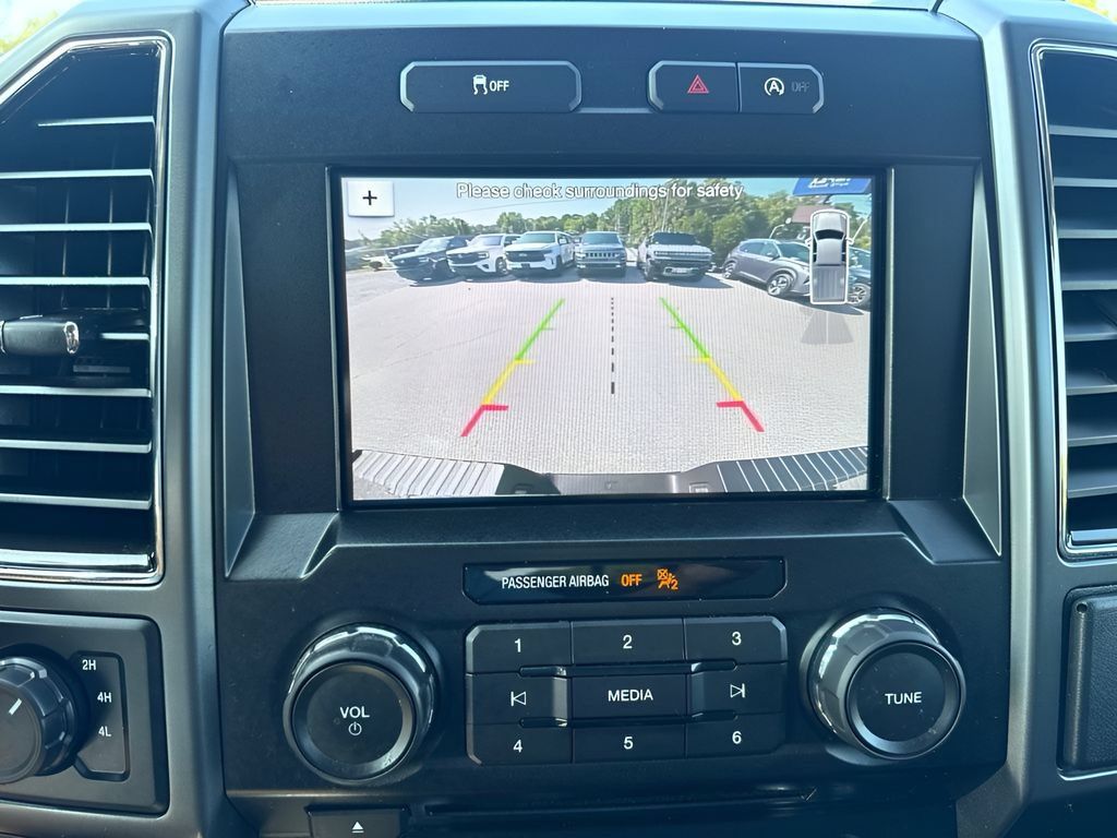 Used 2018 Ford F150 XLT w/ Equipment Group 302A Luxury AWD/4WD image 16