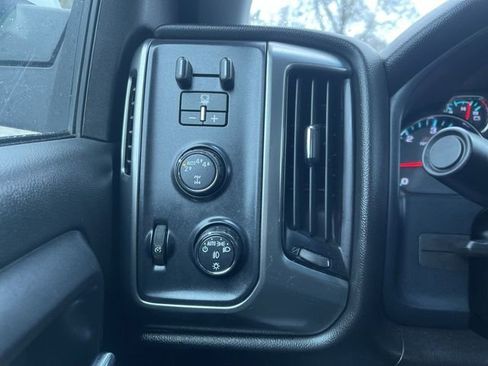 Used 2018 Chevrolet Silverado 1500 LT w/ All Star Edition image 16