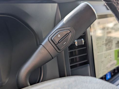 Used 2025 Ford F250 Lariat AWD/4WD image 22