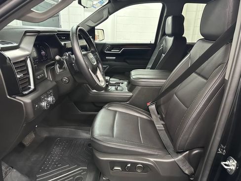 Used 2026 GMC Sierra 1500 Denali w/ Technology Package AWD/4WD image 17