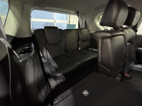 Used 2017 Nissan Armada SV AWD/4WD image 22