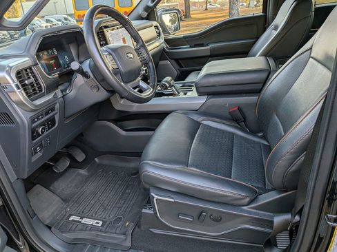 Used 2024 Ford F150 Lariat w/ FX4 Off-Road Package image 7