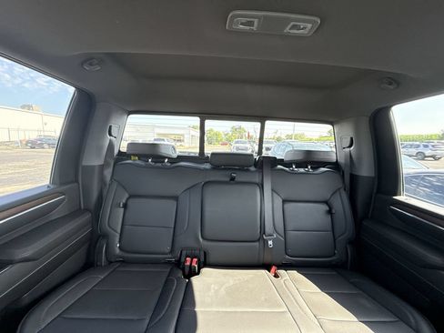 Certified 2024 GMC Sierra 2500 Denali w/ Denali Reserve Package AWD/4WD image 11