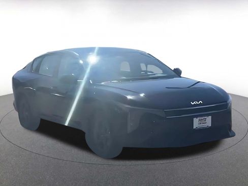 Used 2025 Kia K4 FWD image 16