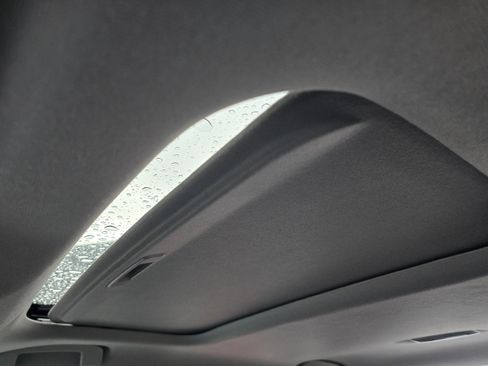 Certified 2025 Nissan Sentra SR w/ SR Premium Package FWD image 24