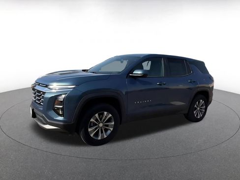 Used 2025 Chevrolet Equinox LT image 8