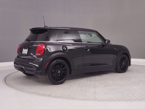 Certified 2023 MINI Cooper S image 7