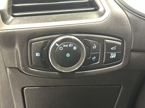 Used 2024 Ford Edge SEL w/ Convenience Package image 21