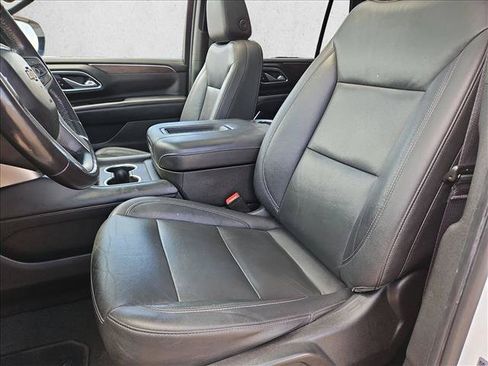 Used 2021 Chevrolet Tahoe LT w/ LT Signature Plus Package RWD image 16