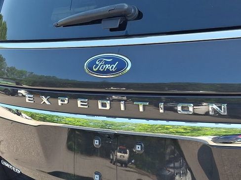 Used 2024 Ford Expedition Limited RWD image 36