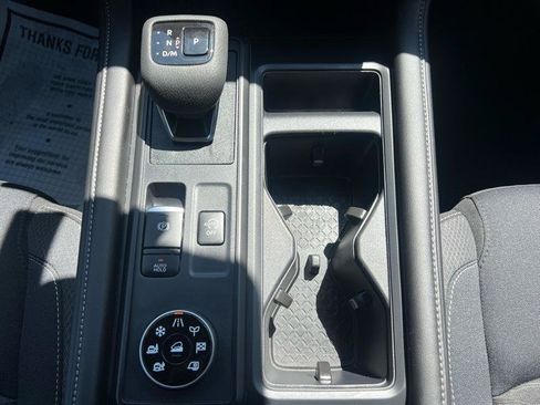 Used 2024 Nissan Pathfinder S w/ Cargo Package AWD/4WD image 17