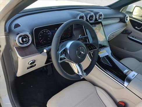 New 2026 Mercedes-Benz GLC 300 image 3