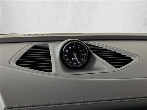 New 2024 Porsche Macan 4 Electric image 28