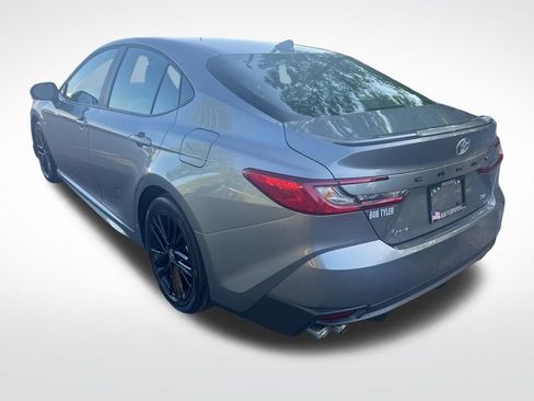 Used 2026 Toyota Camry SE FWD image 7