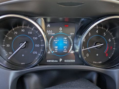 Used 2020 Jaguar F-PACE Prestige image 9