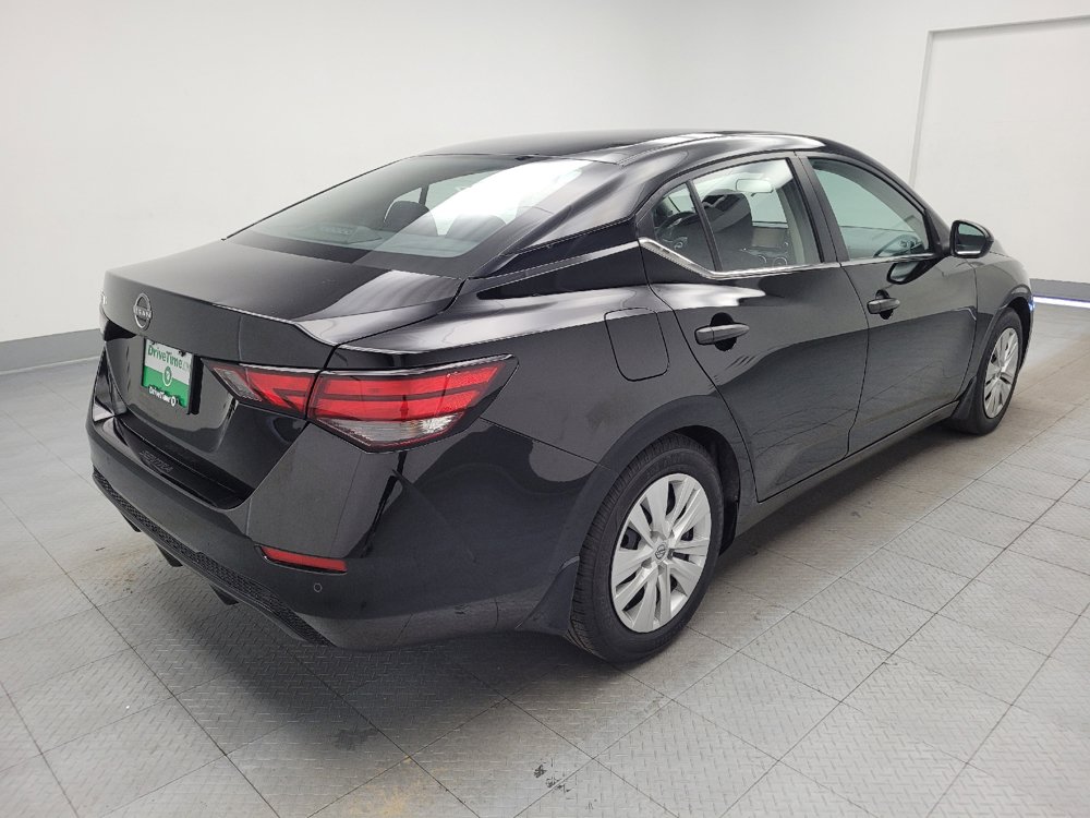 Used 2025 Nissan Sentra S FWD image 9