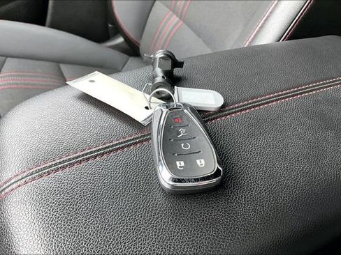 Used 2024 Chevrolet Equinox RS image 35