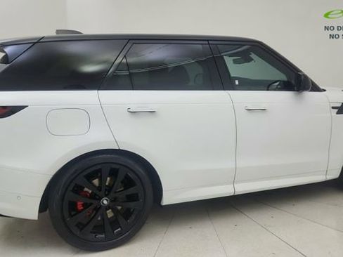 Used 2024 Land Rover Range Rover Sport Dynamic SE AWD/4WD image 6