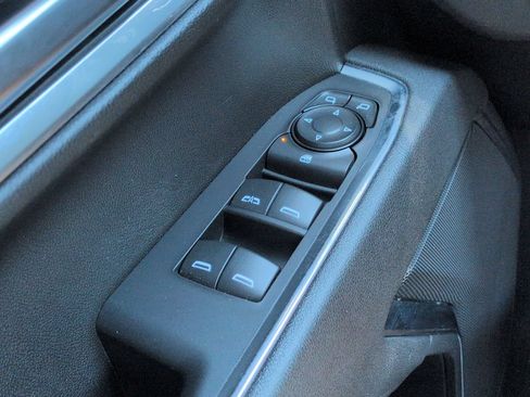 Used 2026 Chevrolet Silverado 1500 LT AWD/4WD image 24