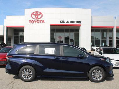 Used 2025 Toyota Sienna LE
