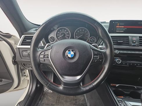 Used 2018 BMW 330e image 12