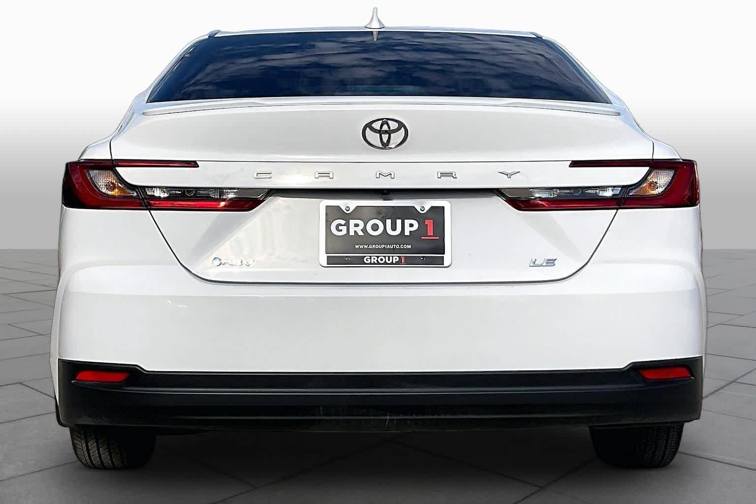 Used 2026 Toyota Camry LE w/ Convenience Package FWD image 5