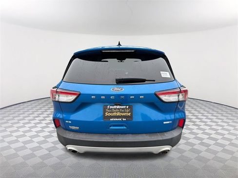 Used 2020 Ford Escape SE image 6