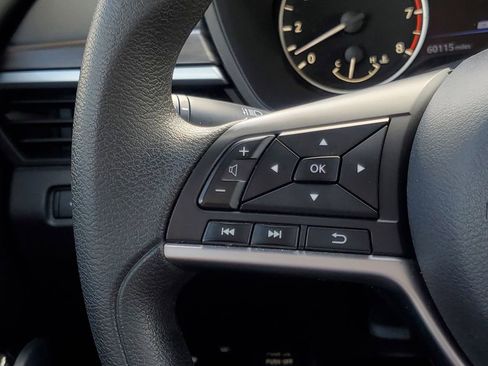 Used 2023 Nissan Altima 2.5 SV image 18