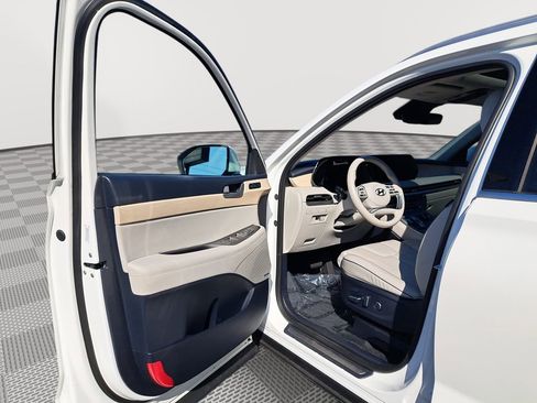 Used 2023 Hyundai Palisade Limited image 11