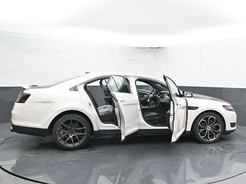 Used 2017 Ford Taurus SHO image 58
