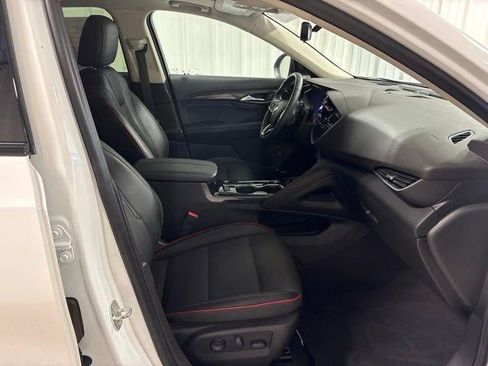 Used 2022 Buick Envision Essence w/ Technology Package II FWD image 24