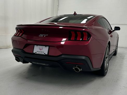 Used 2025 Ford Mustang GT Premium image 6