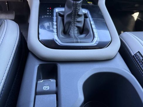 New 2025 Subaru Forester Limited image 34