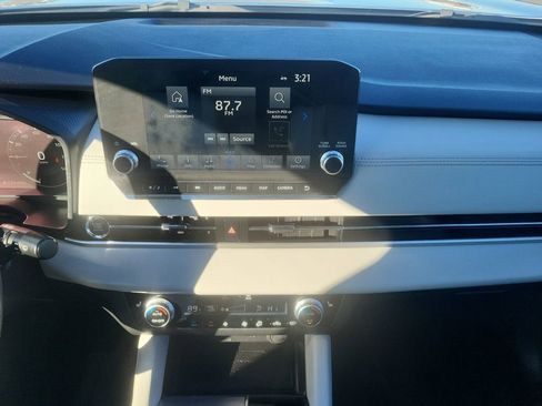 Used 2023 Mitsubishi Outlander SEL AWD/4WD image 19