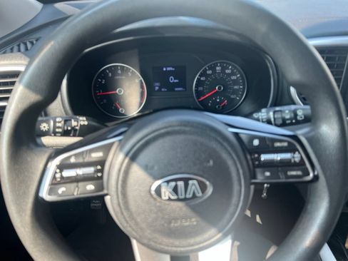 Used 2020 Kia Sportage LX AWD/4WD image 9