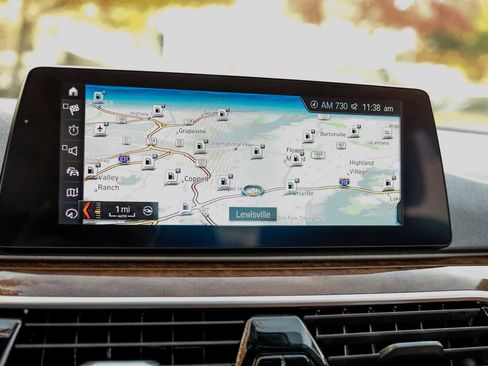 Used 2019 BMW 530i xDrive w/ M Sport Package image 20