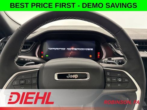 New 2026 Jeep Grand Cherokee Altitude AWD/4WD image 24