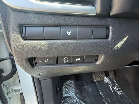 Used 2023 Nissan Rogue SV w/ SV Premium B Package AWD/4WD image 37