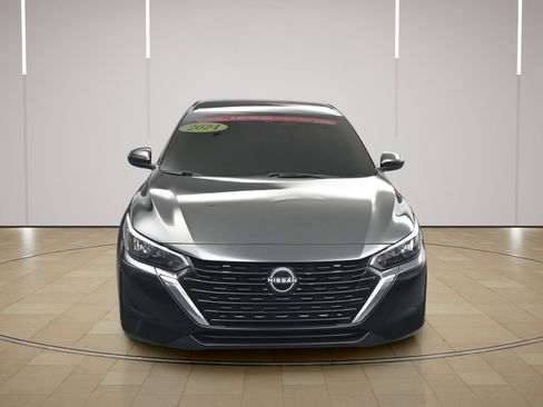 Certified 2024 Nissan Sentra S FWD image 2
