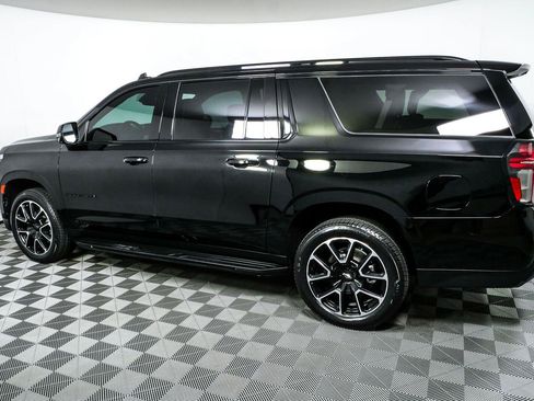 Certified 2024 Chevrolet Suburban RST w/ Luxury Package RWD image 30