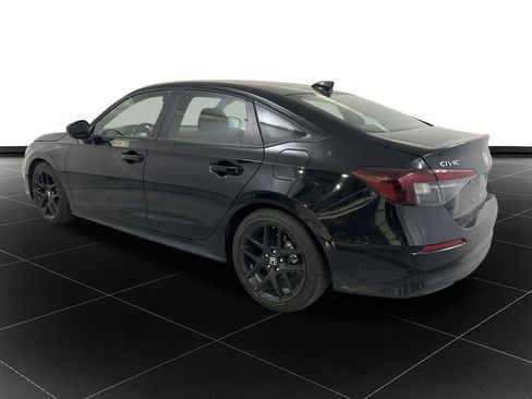 Used 2025 Honda Civic Sport image 3