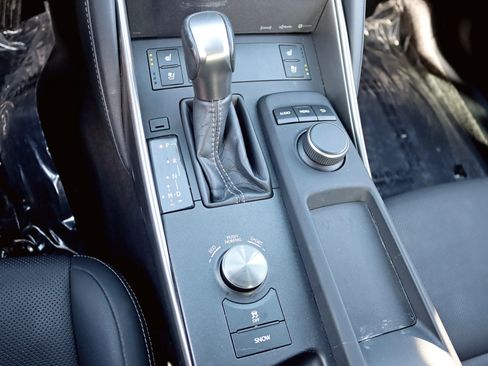Used 2020 Lexus IS 300 AWD w/ Premium Package image 25