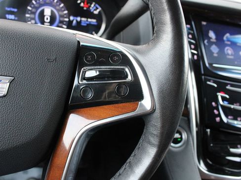 Used 2020 Cadillac Escalade ESV Premium Luxury AWD/4WD image 13