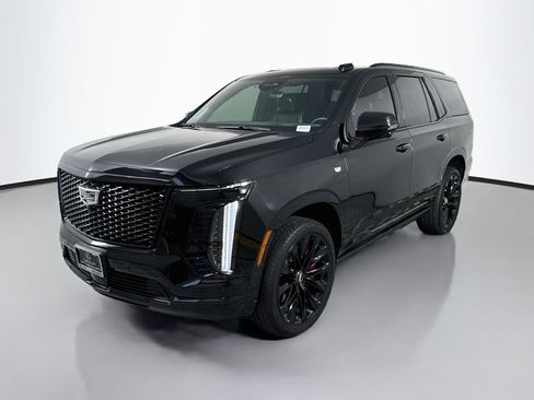 Used 2025 Cadillac Escalade Sport Platinum w/ LPO, ONYX Package AWD/4WD image 1