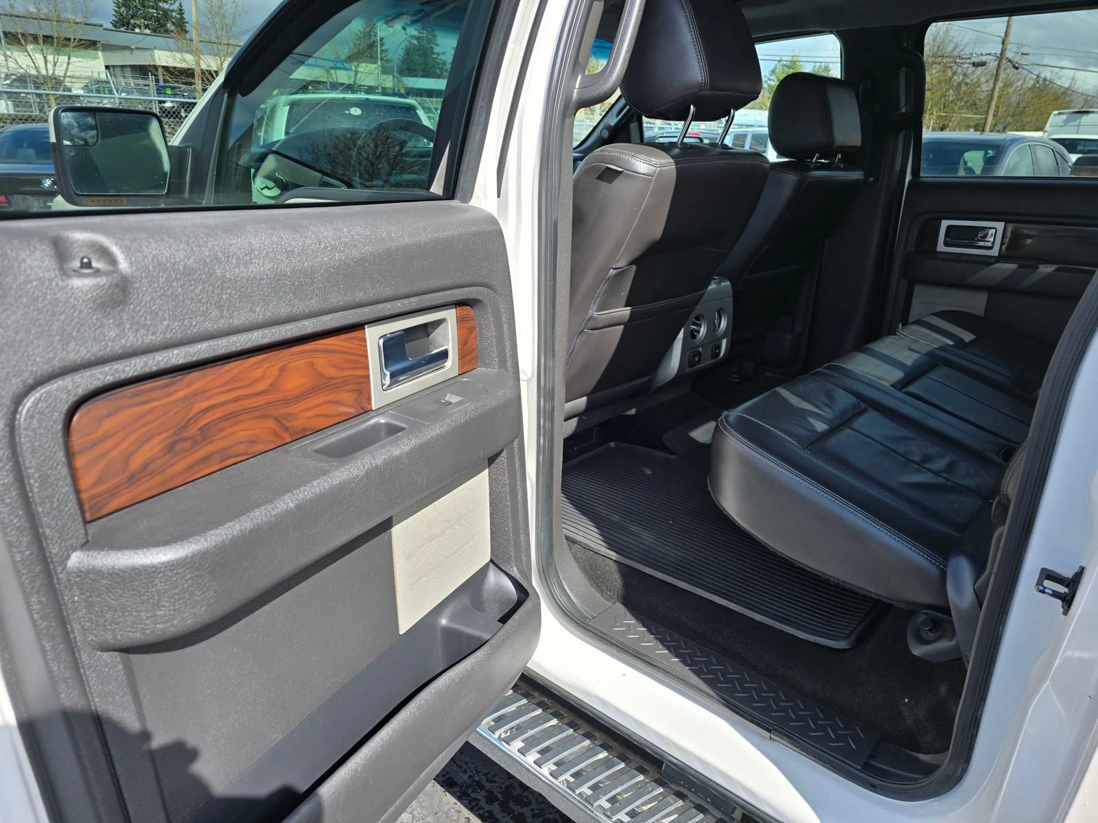Used 2012 Ford F150 Lariat w/ Max Trailer Tow Pkg AWD/4WD image 18