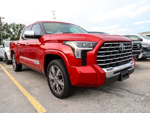 Used 2023 Toyota Tundra Capstone AWD/4WD image 6