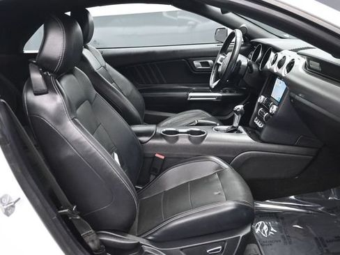 Used 2019 Ford Mustang Premium RWD image 9